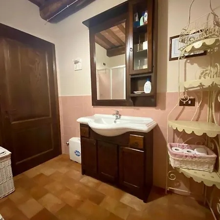 Vakantiehuis Locazione Turistica Ex Le Casette Di Cedromonte Panicale